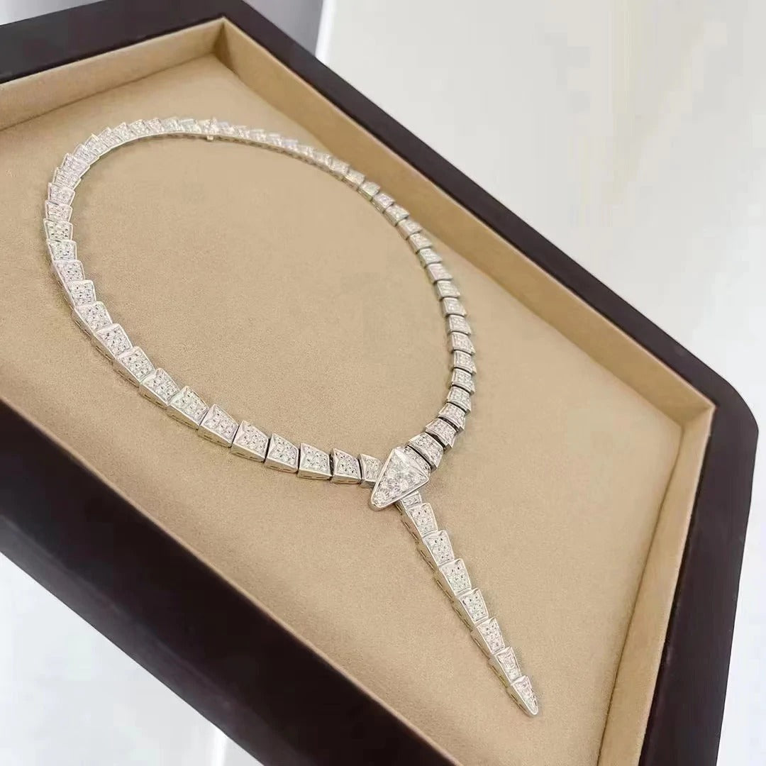 Bvlgari SERPENTI FULL DIAMOND NECKLACE