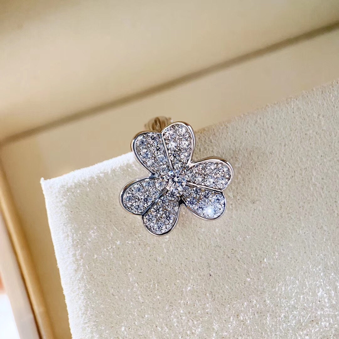Van Cleef & Arpels CLOVER COMOS SILVER DIAMOND EARRINGS