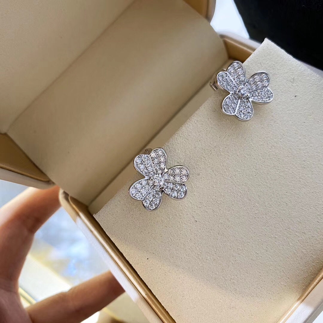 Van Cleef & Arpels CLOVER COMOS SILVER DIAMOND EARRINGS