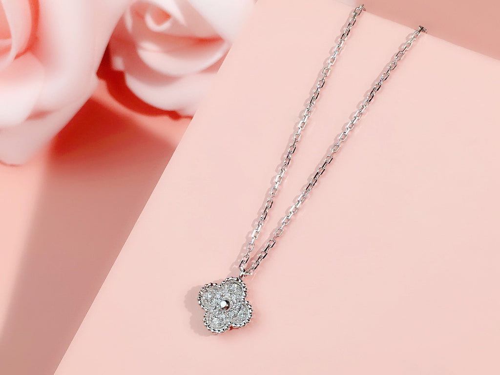 Van Cleef & Arpels CLOVER SILVER DIAMOND NECKLACE