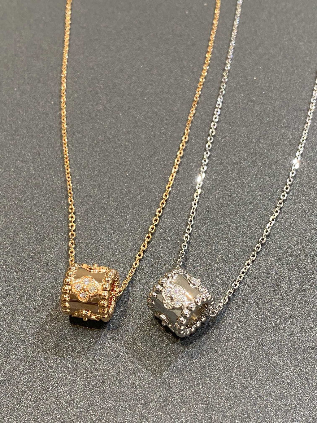 Van Cleef & Arpels PERLEE PEDANT SIVLER DIAMOND NECKLACE