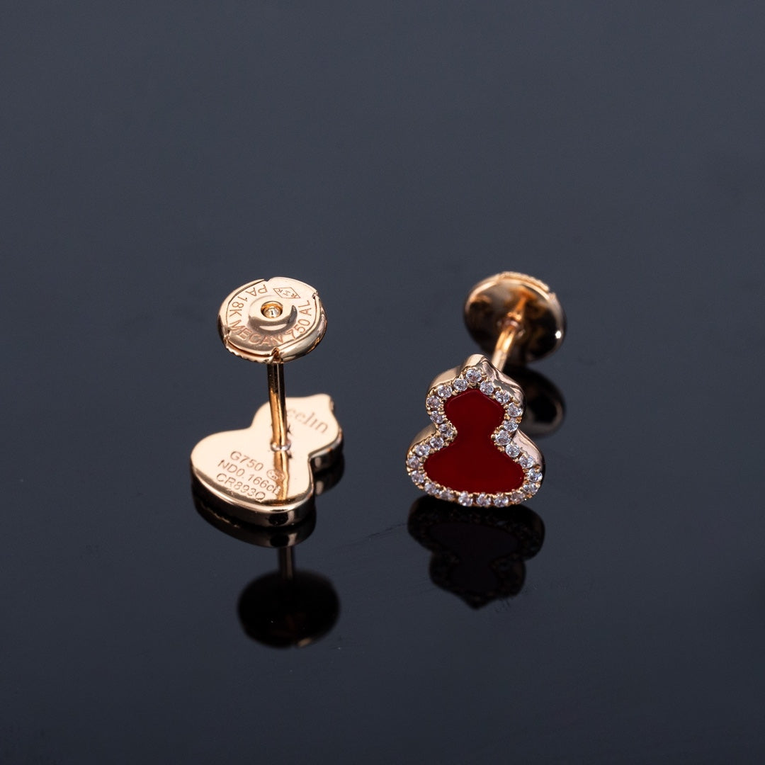 QEELIN WULU CARNELIAN DIAMOND PINK GOLD STUD EARRINGS