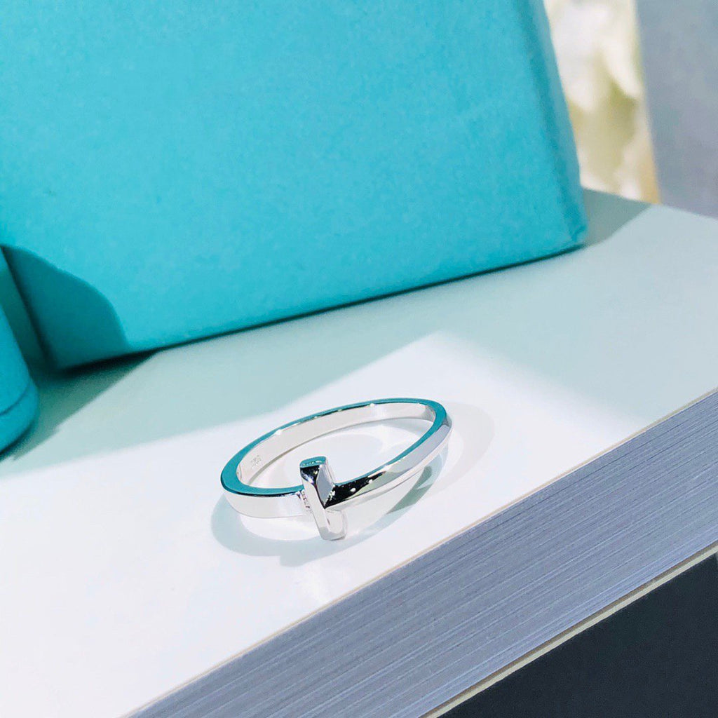 TIFFANY & CO. T1 SMALL RING
