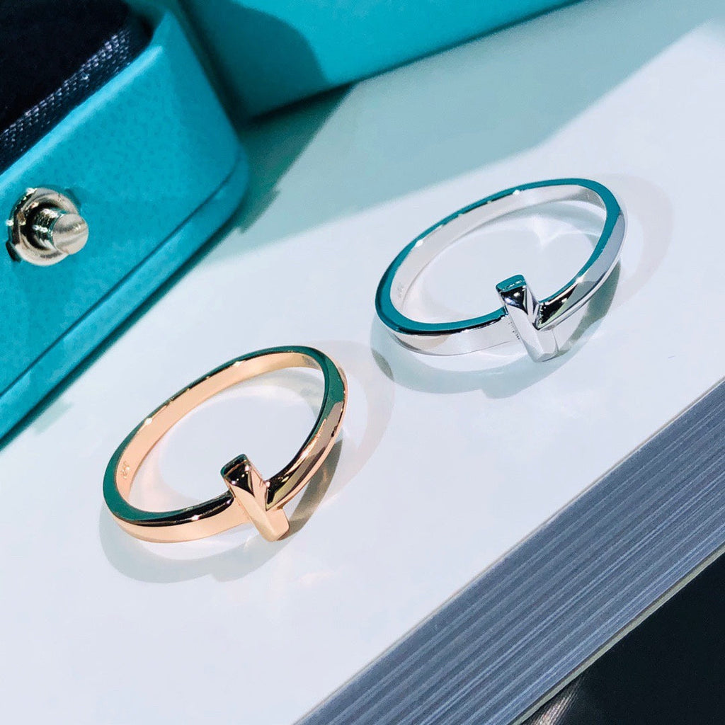 TIFFANY & CO. T1 SMALL RING