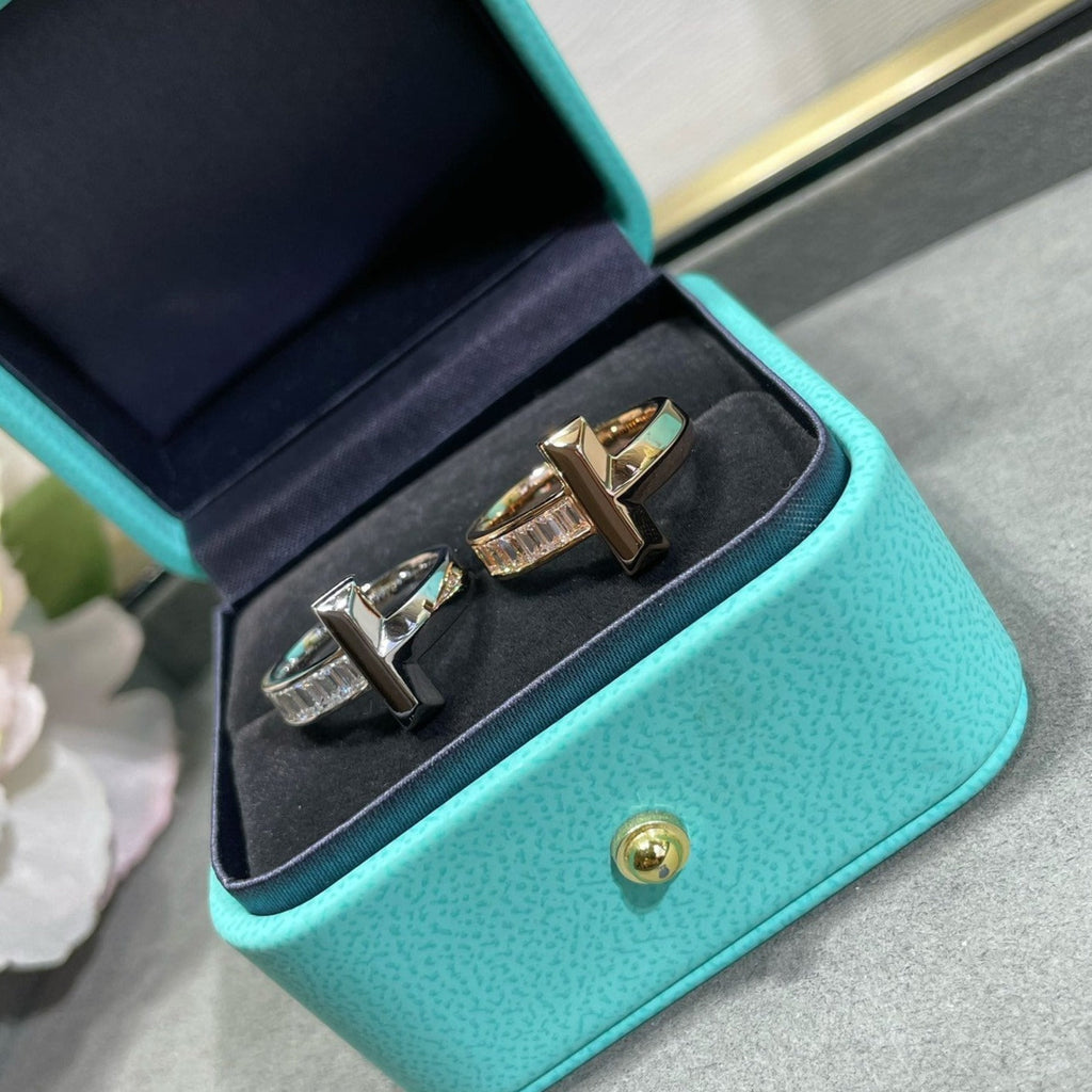 TIFFANY & CO. T1 WIDE 4.5MM DIAMOND RING