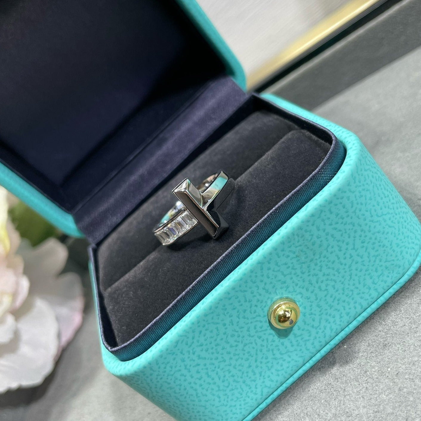 TIFFANY & CO. T1 WIDE 4.5MM DIAMOND RING