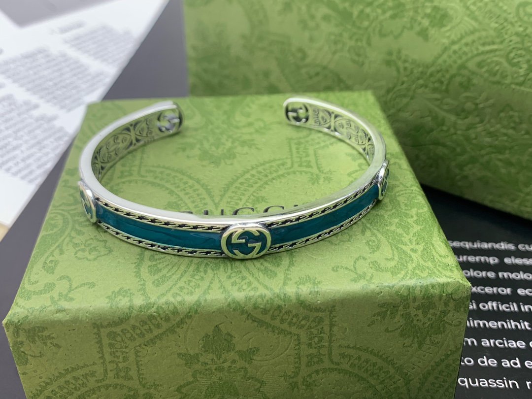 GUCCI TURQUOISE ENAMEL BRACELET