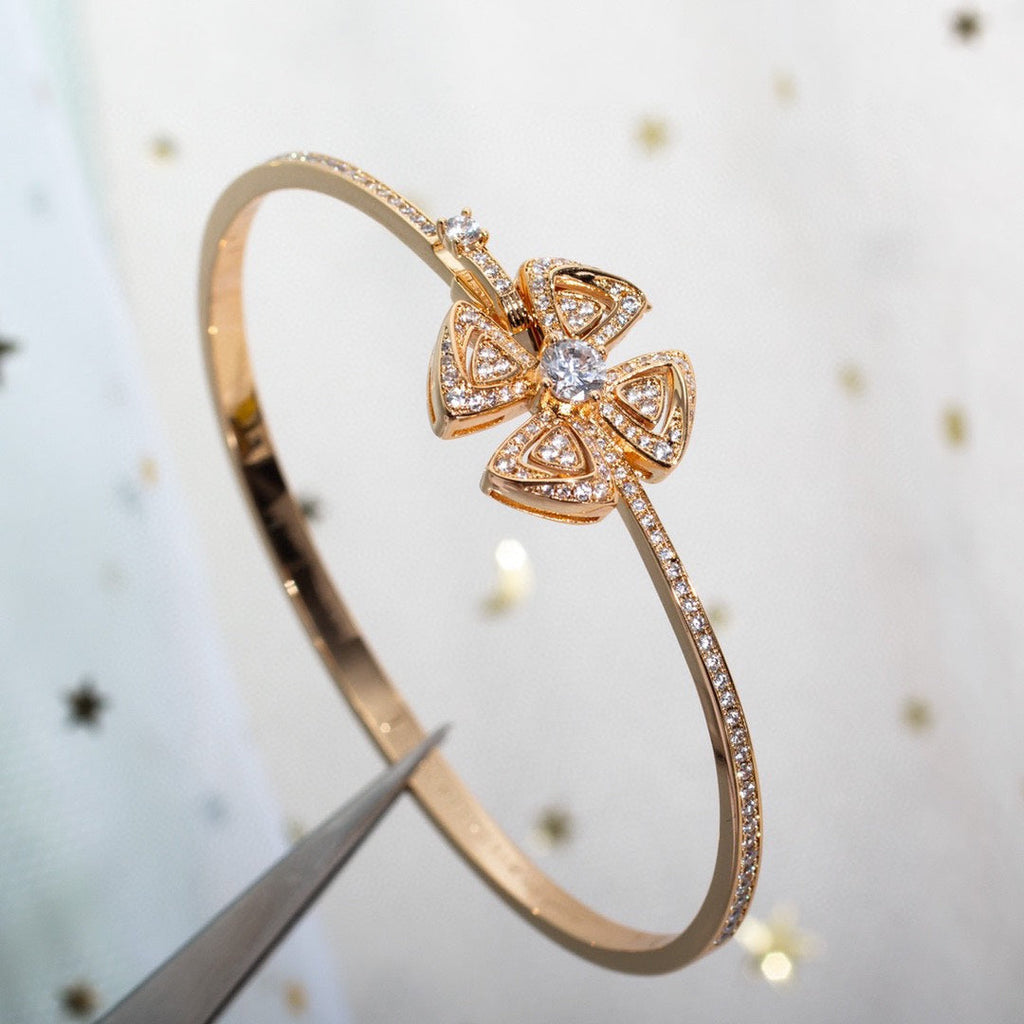 Bvlgari FIOREVER DIAMOND PINK GOLD BRACELET